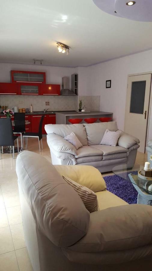 Apartman Luly Leilighet Kaštela Eksteriør bilde